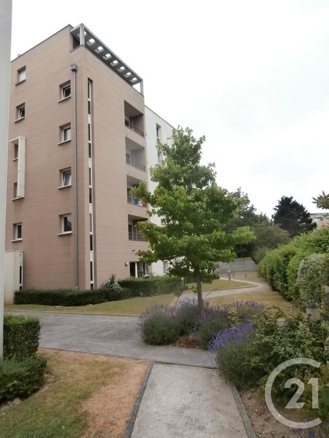 Appartement F2 à louer - 2 pièces - 55,10 m2 - Calais - 62 - NORD-PAS-DE-CALAIS