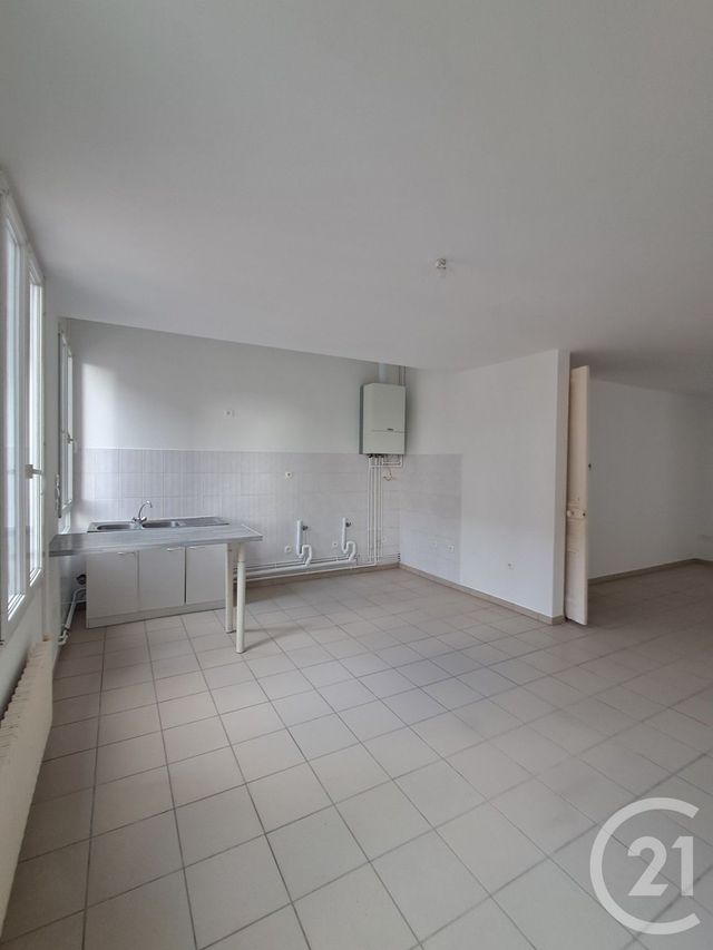 Appartement Duplex à louer - 4 pièces - 93 m2 - Calais - 62 - NORD-PAS-DE-CALAIS
