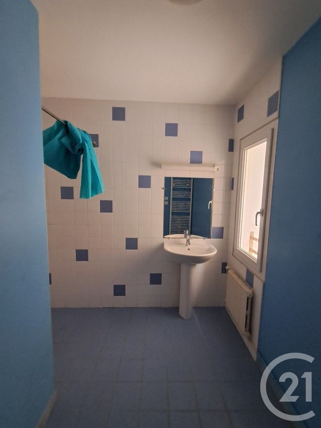 Appartement Duplex à louer - 4 pièces - 93 m2 - Calais - 62 - NORD-PAS-DE-CALAIS