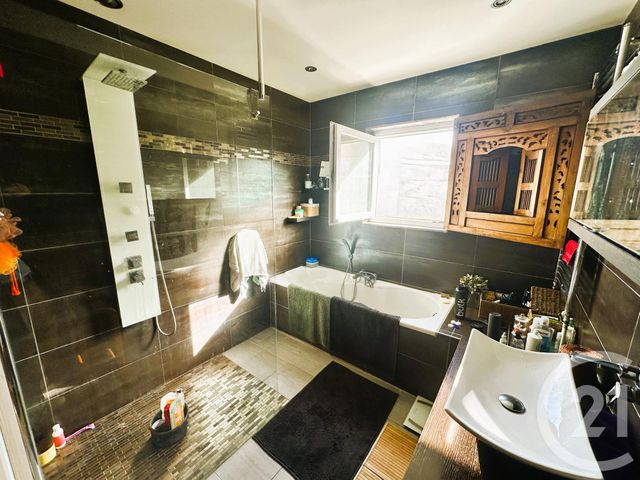 Maison &agrave; vendre - 6 pi&egrave;ces - 135 m2 - Calais - 62 - NORD-PAS-DE-CALAIS