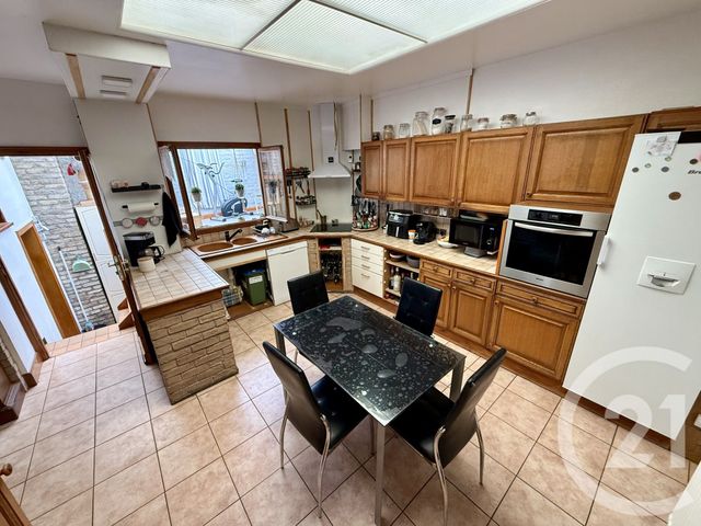 Maison à vendre - 7 pièces - 139 m2 - Calais - 62 - NORD-PAS-DE-CALAIS