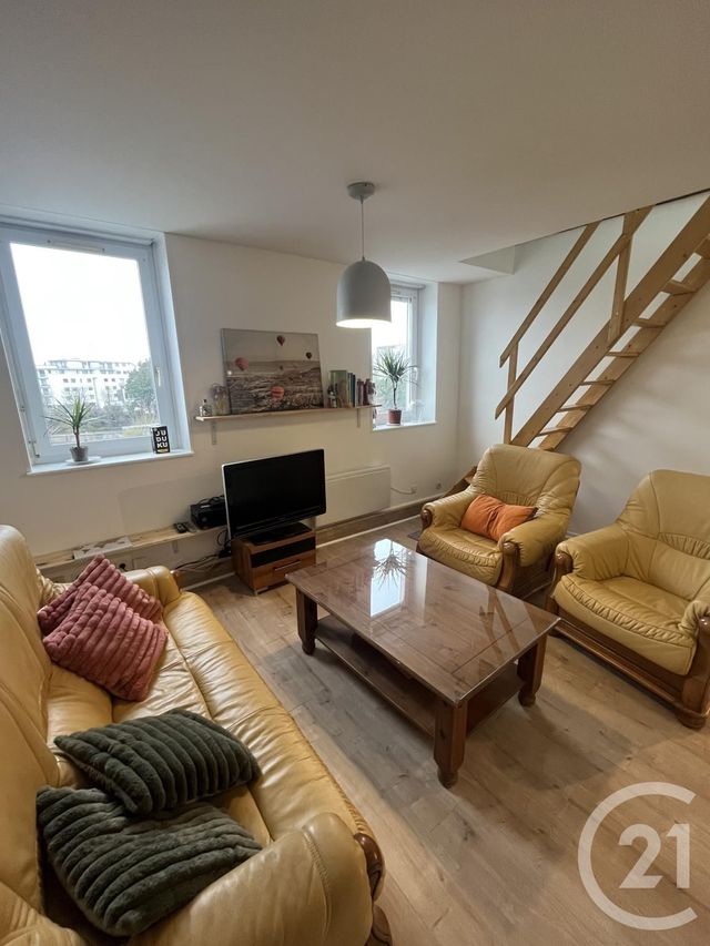 Appartement à louer - 2 pièces - 47 m2 - Calais - 62 - NORD-PAS-DE-CALAIS
