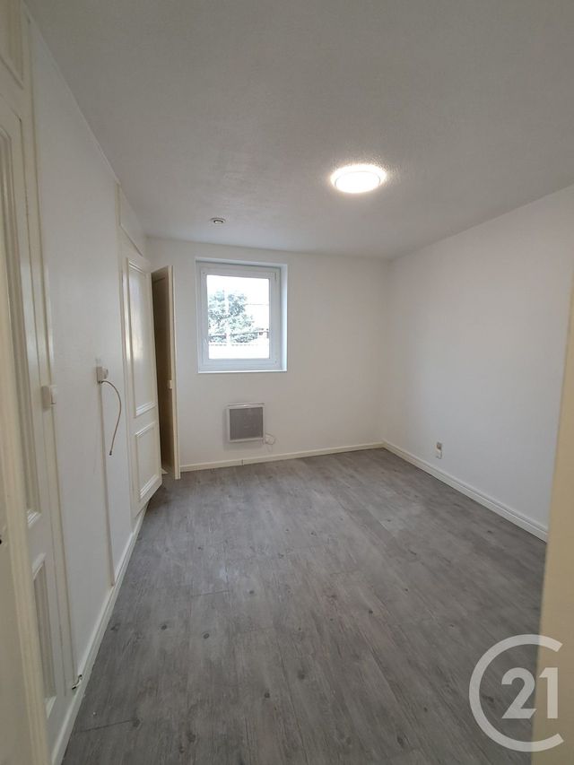 Maison à louer - 3 pièces - 62 m2 - Calais - 62 - NORD-PAS-DE-CALAIS