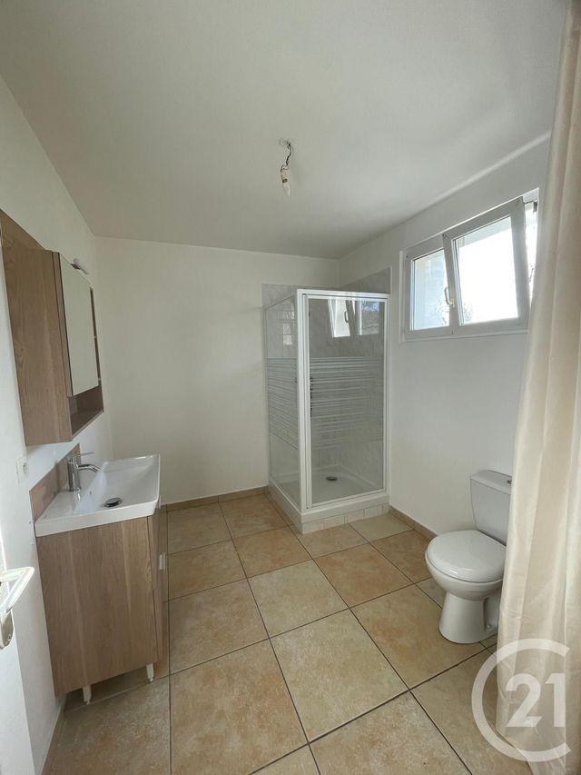 Appartement à louer - 2 pièces - 37 m2 - Sangatte - 62 - NORD-PAS-DE-CALAIS