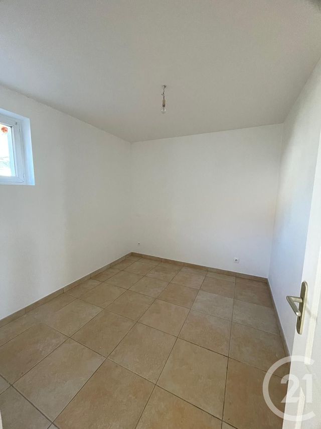Appartement à louer - 2 pièces - 37 m2 - Sangatte - 62 - NORD-PAS-DE-CALAIS