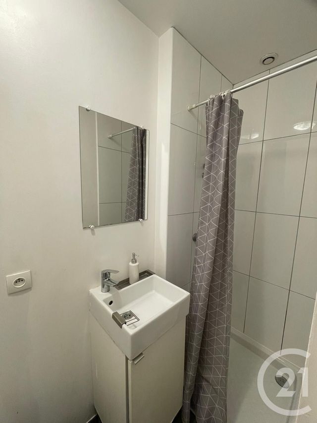 Appartement Studio à louer - 1 pièce - 24,76 m2 - Calais - 62 - NORD-PAS-DE-CALAIS