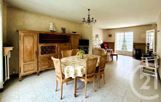 Maison à vendre - 6 pièces - 124,80 m2 - Calais - 62 - NORD-PAS-DE-CALAIS