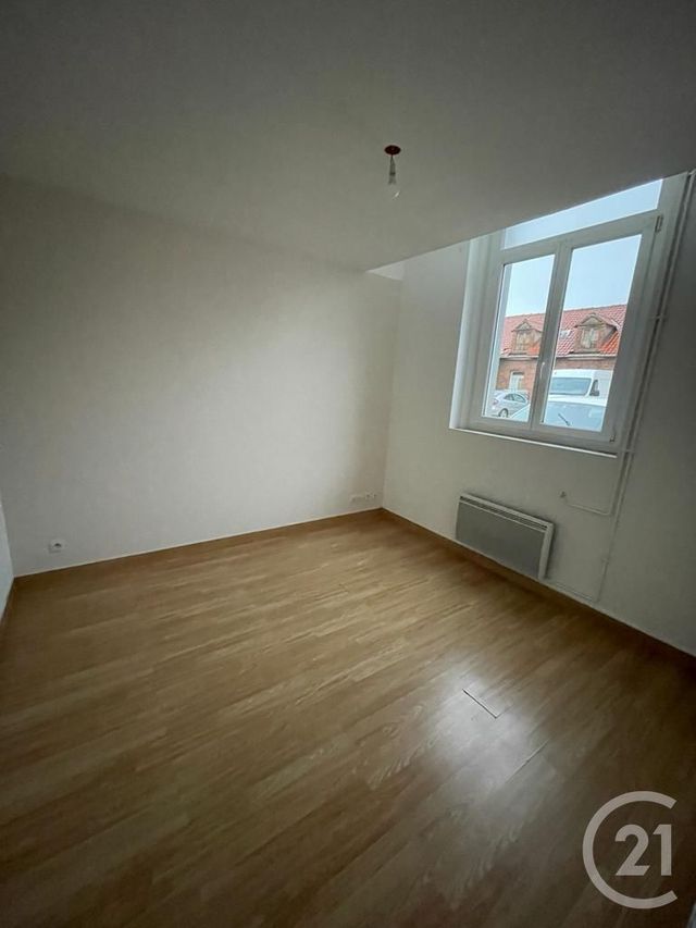 Appartement à louer - 3 pièces - 86 m2 - Caffiers - 62 - NORD-PAS-DE-CALAIS