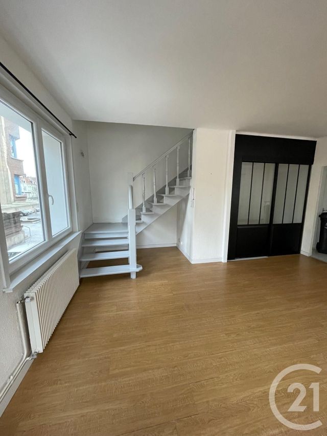 Appartement F4 &agrave; louer - 5 pi&egrave;ces - 93 m2 - Calais - 62 - NORD-PAS-DE-CALAIS