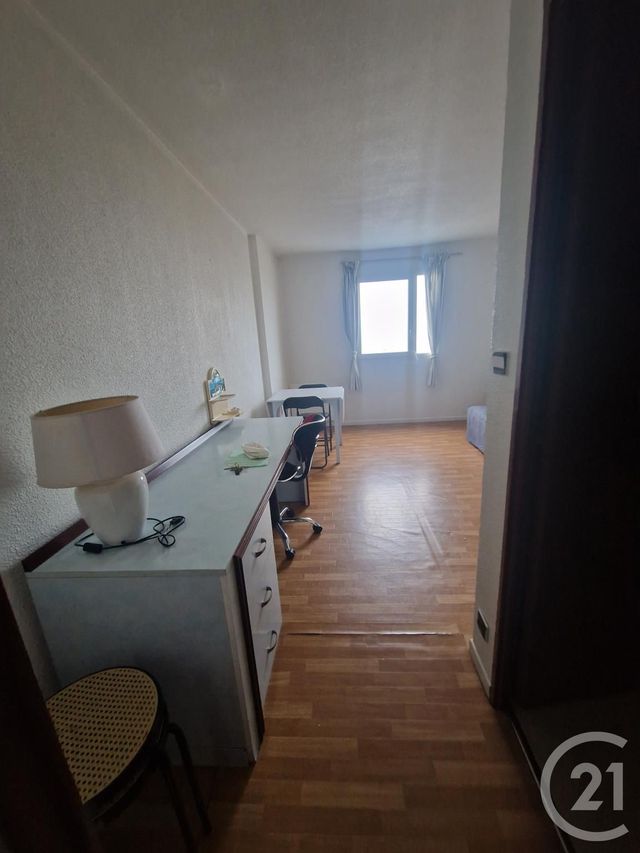 Appartement Studio à louer - 1 pièce - 20 m2 - Calais - 62 - NORD-PAS-DE-CALAIS