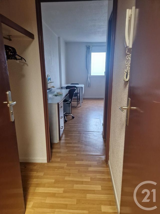 Appartement Studio à louer - 1 pièce - 20 m2 - Calais - 62 - NORD-PAS-DE-CALAIS