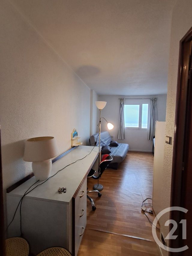 Appartement Studio &agrave; louer - 1 pi&egrave;ce - 20 m2 - Calais - 62 - NORD-PAS-DE-CALAIS