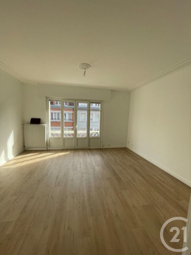 Appartement F3 &agrave; louer - 3 pi&egrave;ces - 64,43 m2 - Calais - 62 - NORD-PAS-DE-CALAIS