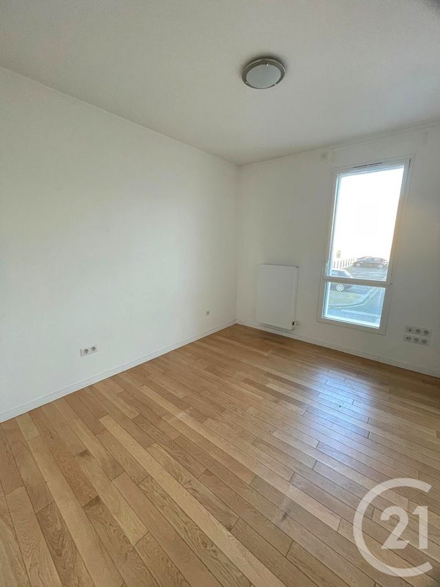 Appartement F4 &agrave; louer - 4 pi&egrave;ces - 113 m2 - Calais - 62 - NORD-PAS-DE-CALAIS