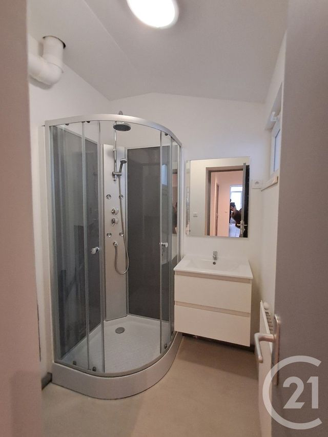 Maison &agrave; louer - 3 pi&egrave;ces - 70,06 m2 - Calais - 62 - NORD-PAS-DE-CALAIS