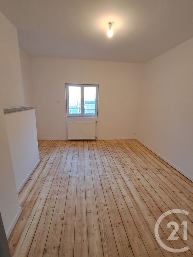 Maison &agrave; louer - 3 pi&egrave;ces - 70,06 m2 - Calais - 62 - NORD-PAS-DE-CALAIS