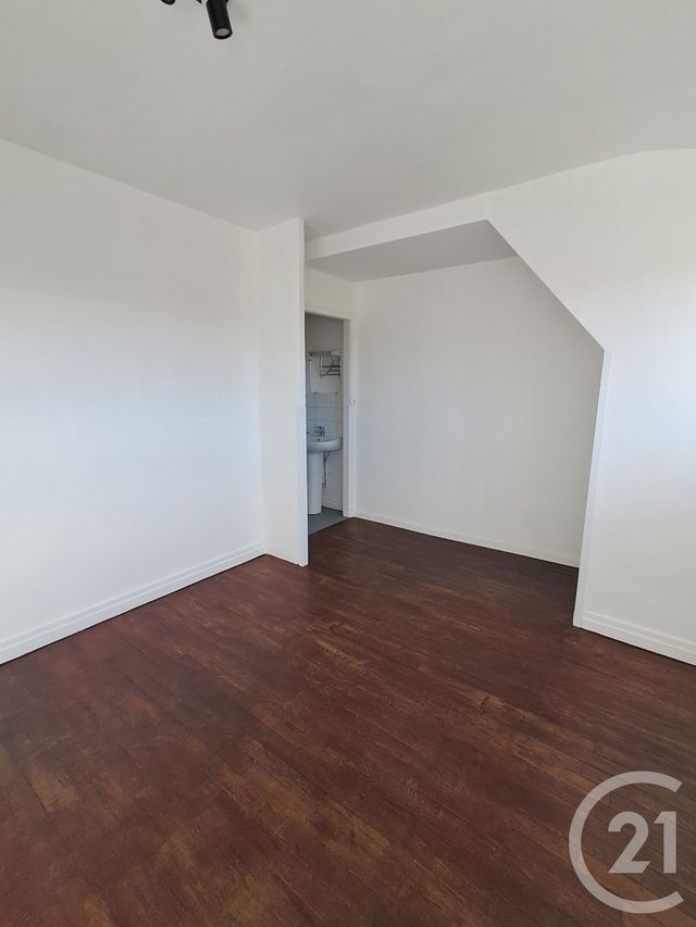 Appartement Studio &agrave; louer - 1 pi&egrave;ce - 30 m2 - Calais - 62 - NORD-PAS-DE-CALAIS