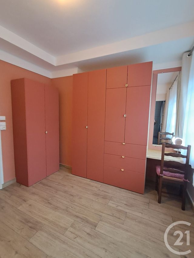 Maison &agrave; louer - 5 pi&egrave;ces - 153,23 m2 - Calais - 62 - NORD-PAS-DE-CALAIS