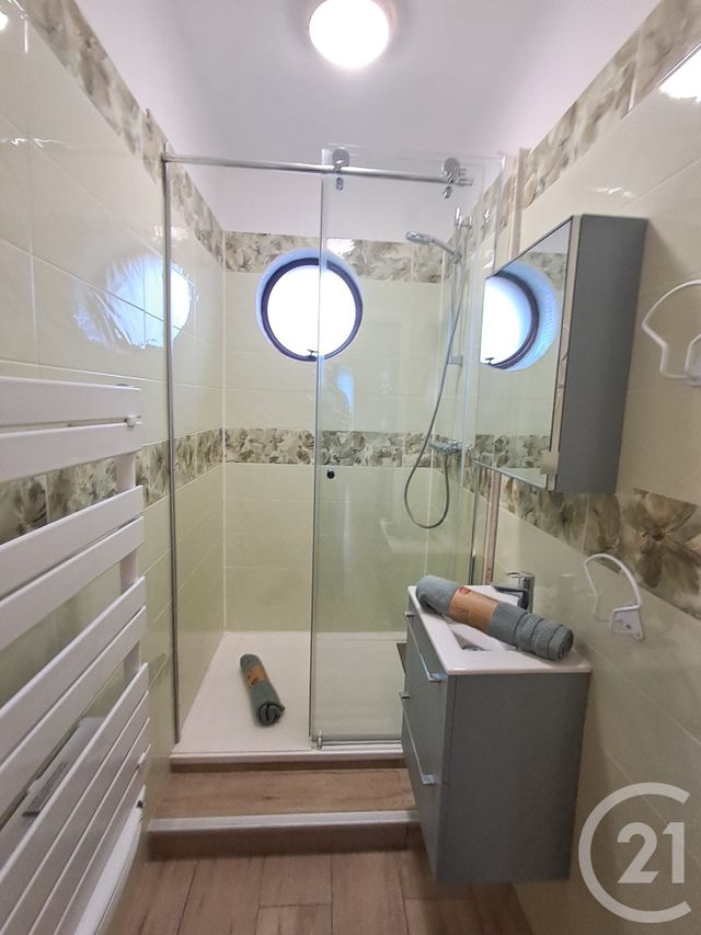 Maison &agrave; louer - 5 pi&egrave;ces - 153,23 m2 - Calais - 62 - NORD-PAS-DE-CALAIS