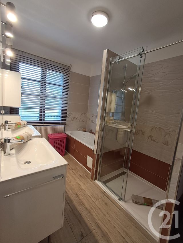 Maison &agrave; louer - 5 pi&egrave;ces - 153,23 m2 - Calais - 62 - NORD-PAS-DE-CALAIS