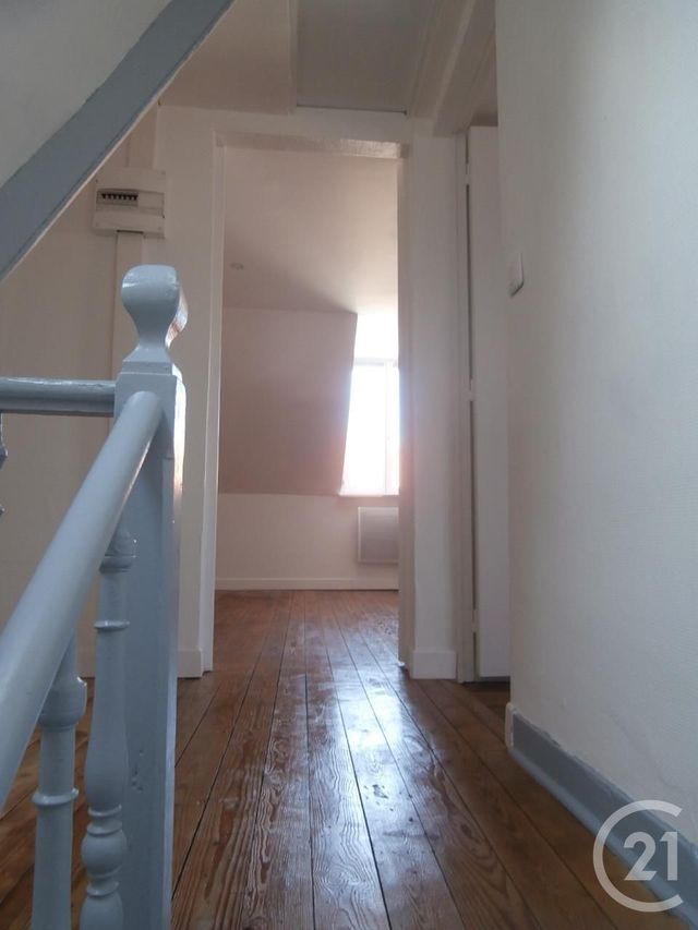 Appartement F3 &agrave; louer - 3 pi&egrave;ces - 60,41 m2 - Calais - 62 - NORD-PAS-DE-CALAIS