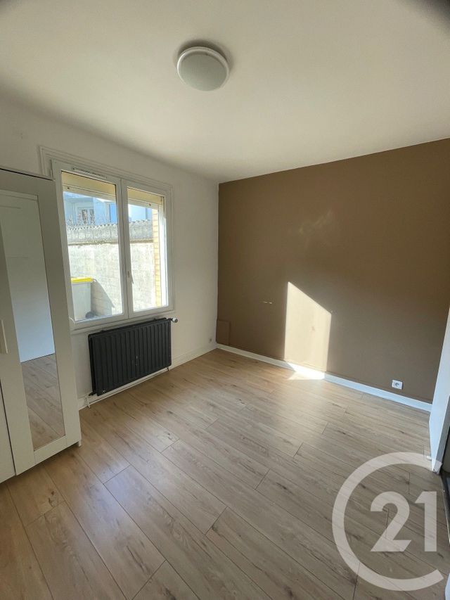 Appartement F1 bis &agrave; louer - 2 pi&egrave;ces - 25,38 m2 - Calais - 62 - NORD-PAS-DE-CALAIS