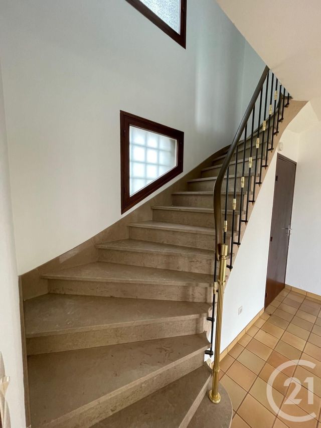 Maison &agrave; louer - 4 pi&egrave;ces - 94,80 m2 - Calais - 62 - NORD-PAS-DE-CALAIS