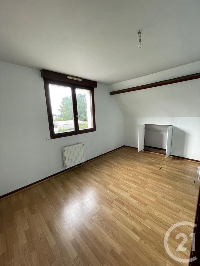 Maison &agrave; louer - 4 pi&egrave;ces - 94,80 m2 - Calais - 62 - NORD-PAS-DE-CALAIS