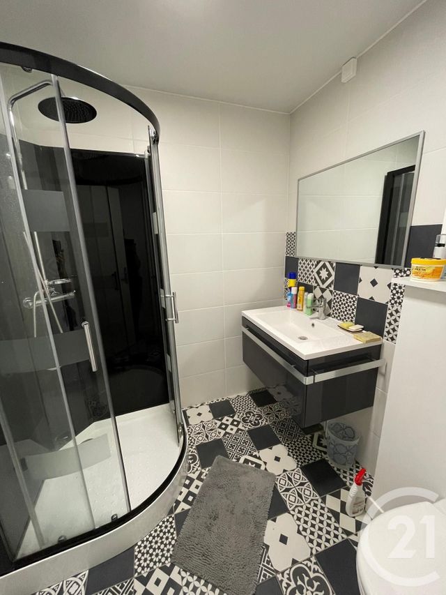 Appartement F1 &agrave; louer - 1 pi&egrave;ce - 25 m2 - Calais - 62 - NORD-PAS-DE-CALAIS