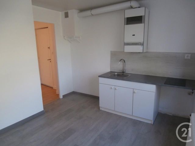 Appartement F1 &agrave; louer - 1 pi&egrave;ce - 25 m2 - Calais - 62 - NORD-PAS-DE-CALAIS