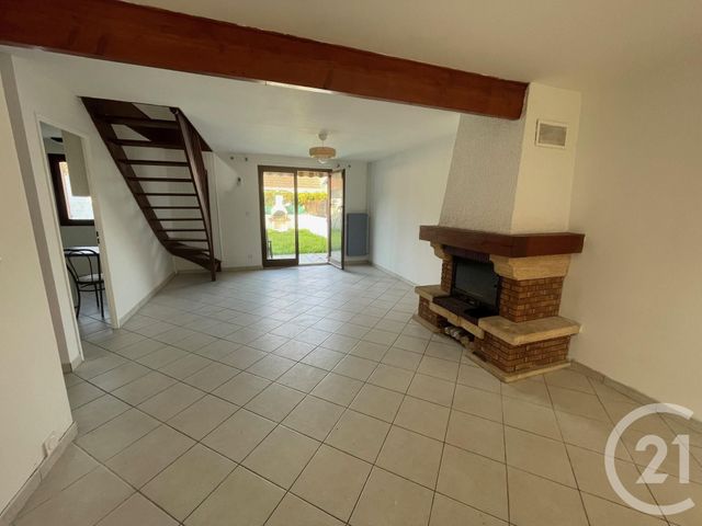 Maison &agrave; louer - 4 pi&egrave;ces - 74,18 m2 - Calais - 62 - NORD-PAS-DE-CALAIS