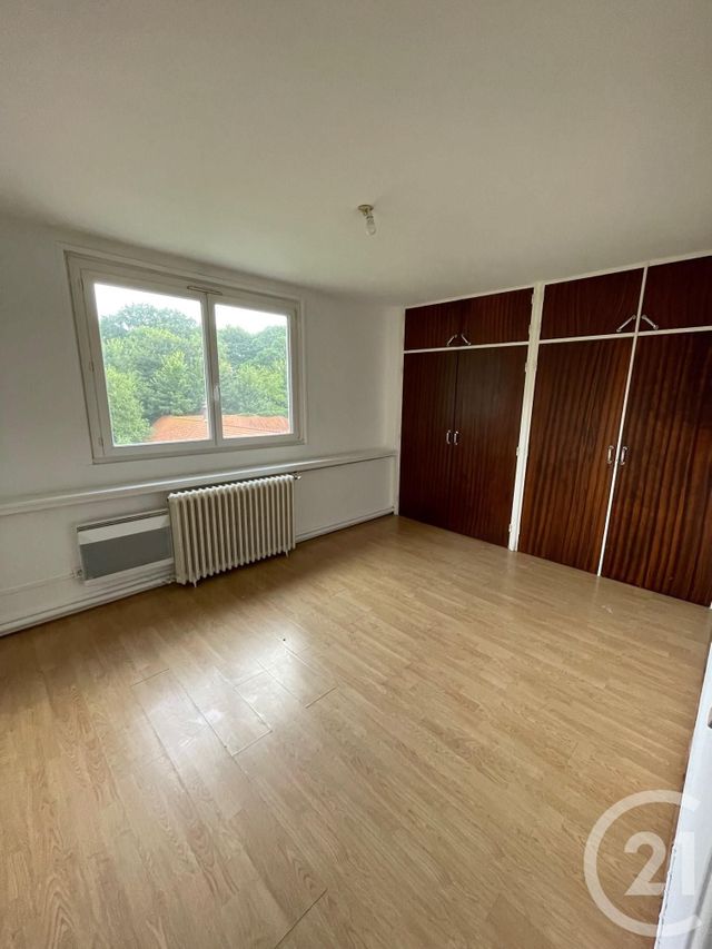 Appartement &agrave; louer - 5 pi&egrave;ces - 77,91 m2 - Caffiers - 62 - NORD-PAS-DE-CALAIS