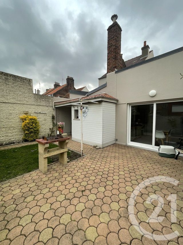 Maison &agrave; louer - 4 pi&egrave;ces - 80,11 m2 - Calais - 62 - NORD-PAS-DE-CALAIS