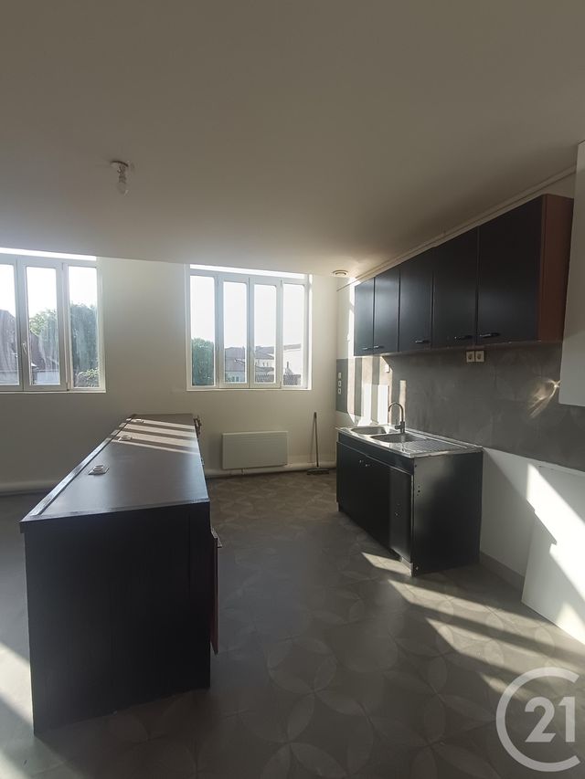 Appartement &agrave; louer - 5 pi&egrave;ces - 77,21 m2 - Caffiers - 62 - NORD-PAS-DE-CALAIS