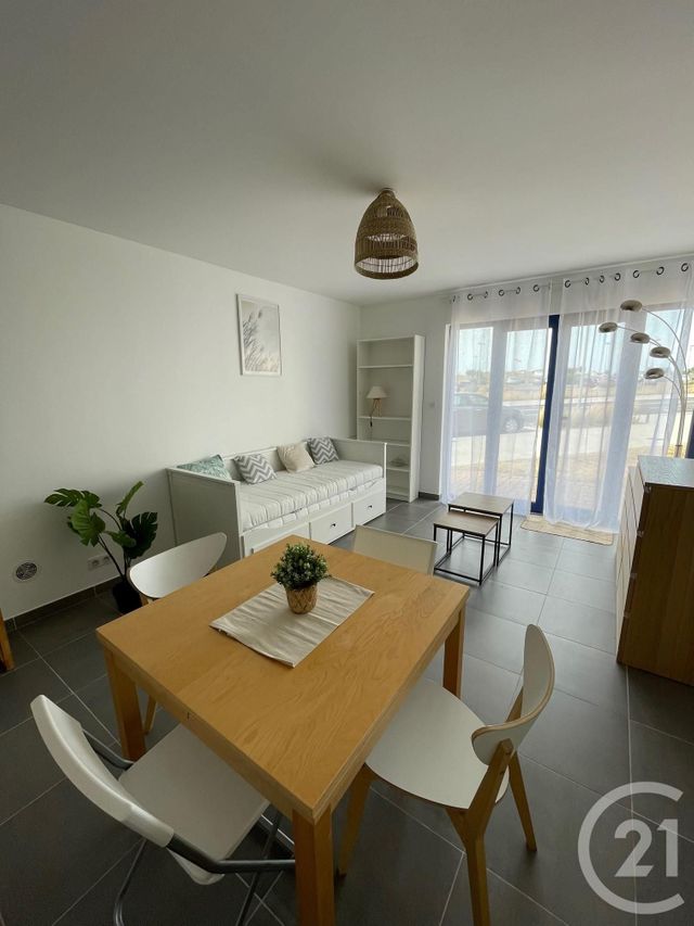 Appartement Studio &agrave; louer - 1 pi&egrave;ce - 29 m2 - Calais - 62 - NORD-PAS-DE-CALAIS