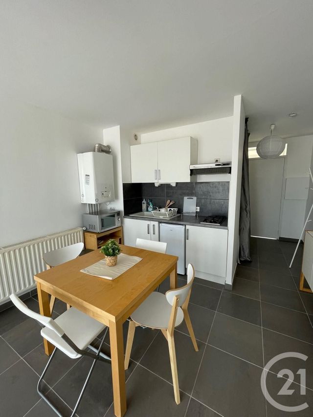 Appartement Studio &agrave; louer - 1 pi&egrave;ce - 29 m2 - Calais - 62 - NORD-PAS-DE-CALAIS
