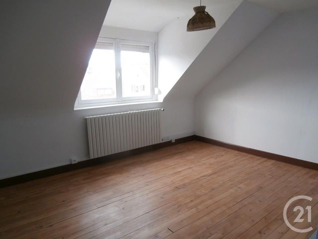 Maison &agrave; louer - 4 pi&egrave;ces - 100,04 m2 - Calais - 62 - NORD-PAS-DE-CALAIS