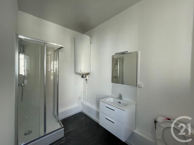 Appartement Studio &agrave; louer - 1 pi&egrave;ce - 28,66 m2 - Calais - 62 - NORD-PAS-DE-CALAIS