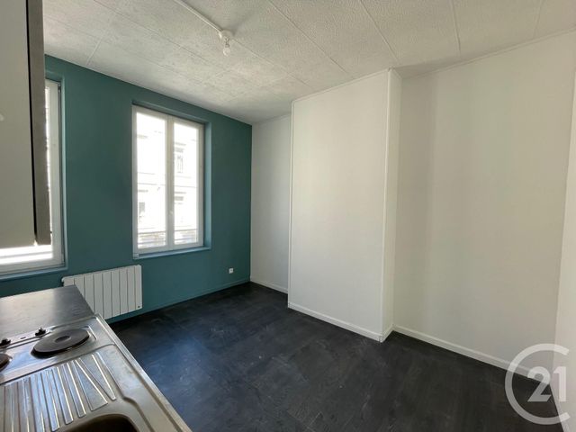 Appartement Studio &agrave; louer - 1 pi&egrave;ce - 28,66 m2 - Calais - 62 - NORD-PAS-DE-CALAIS