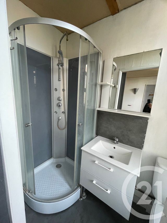 Appartement Studio &agrave; louer - 1 pi&egrave;ce - 21,60 m2 - Calais - 62 - NORD-PAS-DE-CALAIS