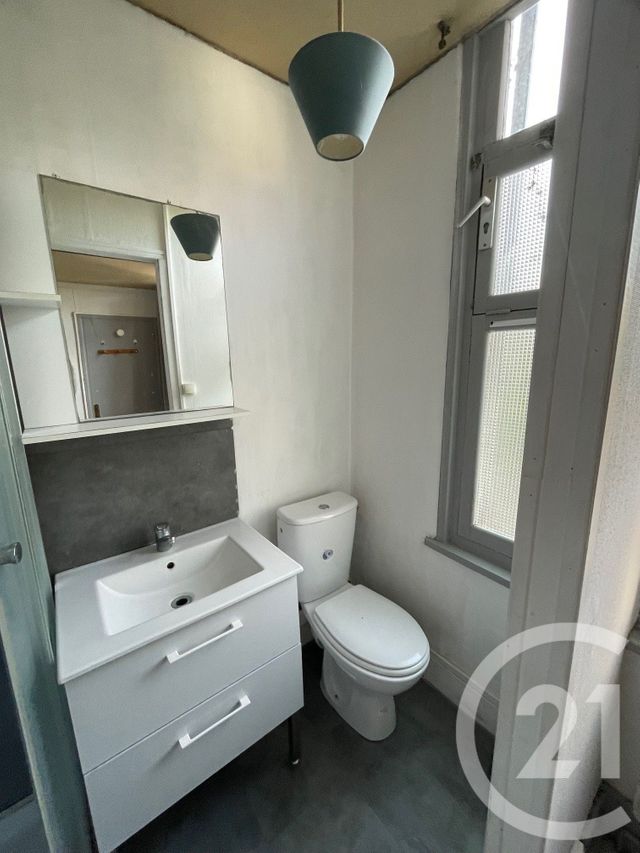 Appartement Studio &agrave; louer - 1 pi&egrave;ce - 21,60 m2 - Calais - 62 - NORD-PAS-DE-CALAIS