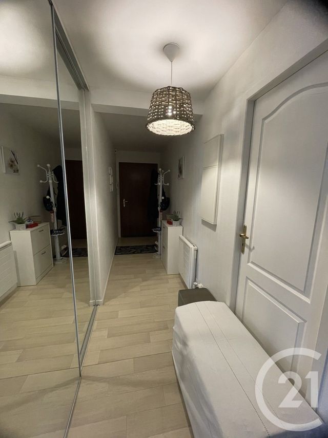 Appartement F3 &agrave; louer - 3 pi&egrave;ces - 77,07 m2 - Calais - 62 - NORD-PAS-DE-CALAIS
