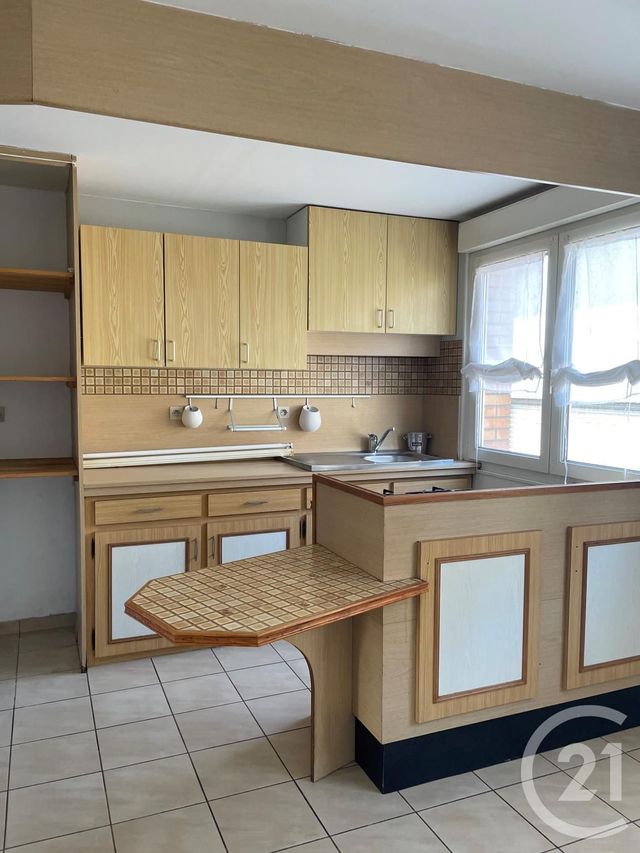 Appartement F2 &agrave; louer - 2 pi&egrave;ces - 40 m2 - Calais - 62 - NORD-PAS-DE-CALAIS