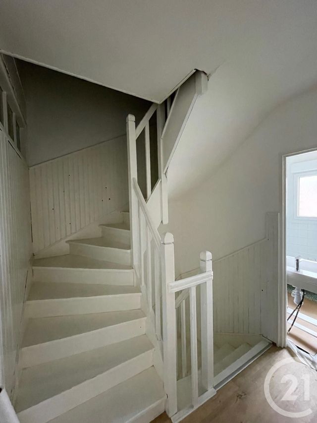 Maison &agrave; louer - 6 pi&egrave;ces - 112 m2 - Calais - 62 - NORD-PAS-DE-CALAIS