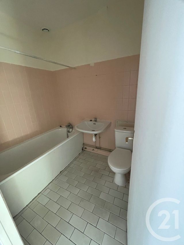 Appartement F1 &agrave; louer - 2 pi&egrave;ces - 24 m2 - Calais - 62 - NORD-PAS-DE-CALAIS