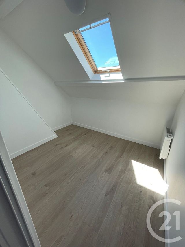 Appartement F1 &agrave; louer - 2 pi&egrave;ces - 24 m2 - Calais - 62 - NORD-PAS-DE-CALAIS