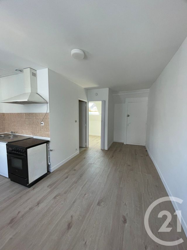 Appartement F1 &agrave; louer - 2 pi&egrave;ces - 24 m2 - Calais - 62 - NORD-PAS-DE-CALAIS