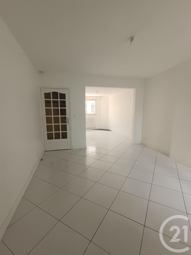 Maison &agrave; louer - 4 pi&egrave;ces - 69,61 m2 - Calais - 62 - NORD-PAS-DE-CALAIS