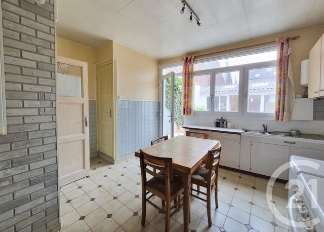 Maison &agrave; vendre - 3 pi&egrave;ces - 65 m2 - Calais - 62 - NORD-PAS-DE-CALAIS