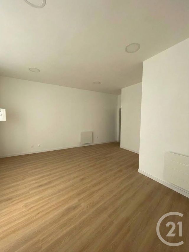 Divers &agrave; louer - 13,45 m2 - Calais - 62 - NORD-PAS-DE-CALAIS